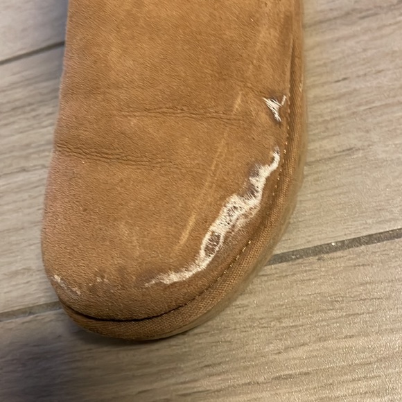 Caramel UGG Boots - Picture 5 of 8